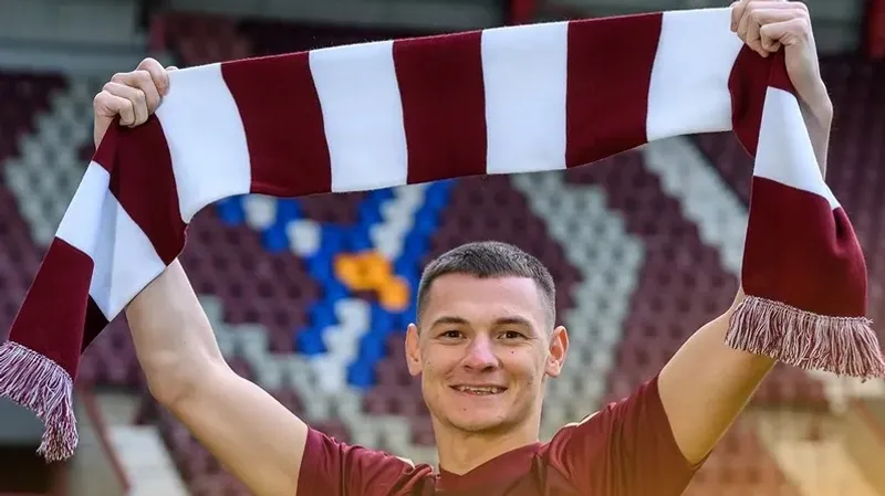 "Тобыл" және Қазақстан құрамасының футболшысы тарихи трансферге ие болды