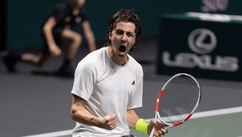 Александр Шевченко Аустралиядағы жарысты сәтті бастады