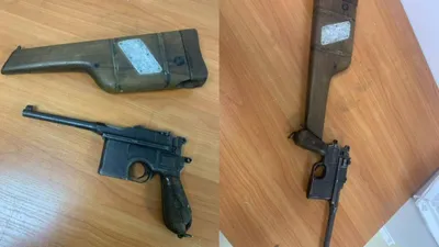 Ақтөбе облысы полиция департаментінің музей экспозициясы 1895 жылы жасалған немістің ағаш қын-қобурасы бар Маузер тапаншасымен толықты. , сурет - Zakon.kz жаңалық 12.01.2026 09:15