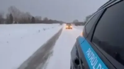 ШҚО-дағы көктайғақ: полицейлер жол бастап, көп көліктің қауіпсіз қозғалысын қамтамасыз етті