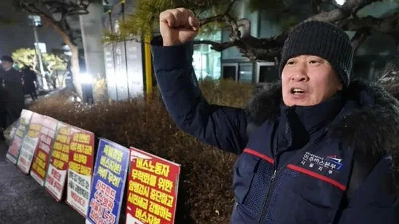 Сеулде автобус жүргізушілері ереуілге шықты