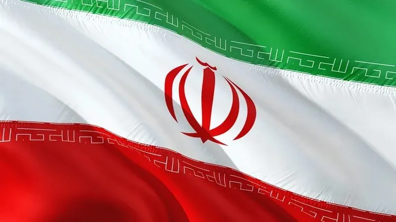 Трамп Иранның іскери серіктестеріне баж салығын енгізді