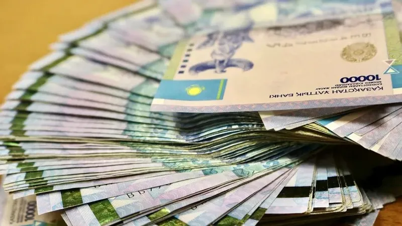 Жеңілдетілген несиеден үмітті 50-ге жуық елордалық алаяқтың тұзағына ілініп, 7 млн теңгеден қағылды