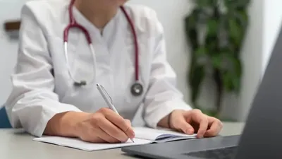 Емхана, жалған науқастар, өлгендерді емдеу, қосарлана қаржыландыру, ӘМСҚ, Қаржы министрлігі, Үкімет, сурет - Zakon.kz жаңалық 16.01.2026 18:26