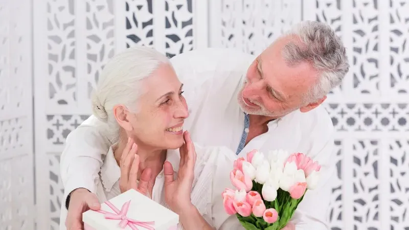 91 жастағы күйеу жігіт пен 90 жастағы қалыңдық армандаған үйлену тойын өткізді