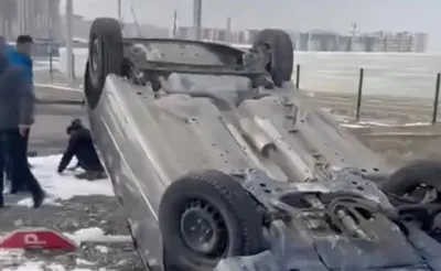 Шымкентте жүргізуші куәлігін алу емтиханы кезінде автокөлік аударылып кеткен, сурет - Zakon.kz жаңалық 20.01.2026 19:46