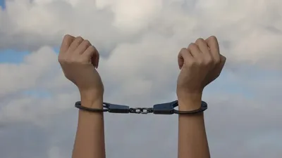 Ұсталды, Индонезия, Бали, ресейлік блогер, ұру, қазақстандық модель, Гүлсезім Айдарбекова, сурет - Zakon.kz жаңалық 21.01.2026 17:23