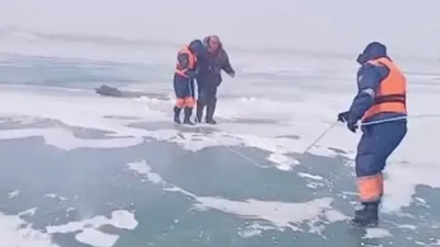 Мұз, Қапшағай, жарылу, балықшы, құтқару, сурет - Zakon.kz жаңалық 24.01.2026 16:32