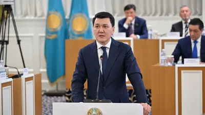 Ерлан Қарин, Астана, жұмыс тобы, конституциялық реформа, ұсыныстар, жаңашылдықтар , сурет - Zakon.kz жаңалық 24.01.2026 14:34