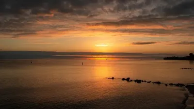 Су ресурстары және ирригация министрі Нұржан Нұржігітов Дүниежүзілік банктің тұрақты өкілімен кездесу өткізді. Кездесу барысында Солтүстік Арал теңізін сақтау және су шаруашылығы инфрақұрылымын дамытуға бағытталған бірлескен жобаларды іске асыру тетіктері талқыланды, деп хабарлайды Zakon.kz., сурет - Zakon.kz жаңалық 26.01.2026 09:37