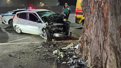 Алматыда көлік тізгіндеген жас жігіт жол апатына түсіп, қыршын кетті , сурет - Zakon.kz жаңалық 29.01.2026 11:54