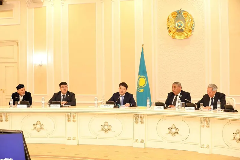 Маңғыстауда Мемлекет басшысының Ұлттық құрылтайдағы сөзі өңірлік зиялы қауыммен талқыланды