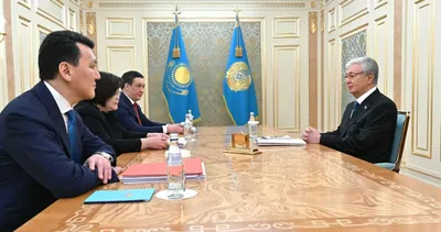 Тоқаевқа Конституциялық комиссия жұмысының нәтижелері жөнінде ақпарат берілді, сурет - Zakon.kz жаңалық 30.01.2026 21:50