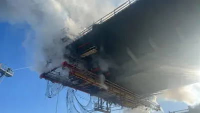 Павлодарда салынып жатқан көпір бір тәулікте екінші рет өртенді, сурет - Zakon.kz жаңалық 01.02.2026 13:19