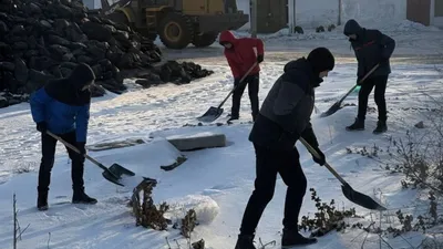 Ұлытау облысында "Таза Қазақстан" ұлттық экологиялық бастамасын ілгерілету мақсатында экологиялық мәдениетті қалыптастыруға, азаматтық жауапкершілікті арттыруға және әлеуметтік қолдауды күшейтуге бағытталған бірқатар іс-шаралар ұйымдастырылды. , сурет - Zakon.kz жаңалық 02.02.2026 15:47