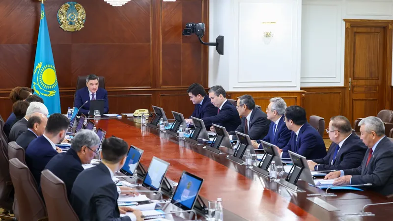 Олжас Бектенов: Жаңа Конституция жобасы – болашаққа бағдарланған прогрессивті құжат