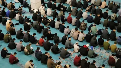 Намаз, мұсылман қауымы, 3 ақпан, Бараат түні , сурет - Zakon.kz жаңалық 02.02.2026 22:38