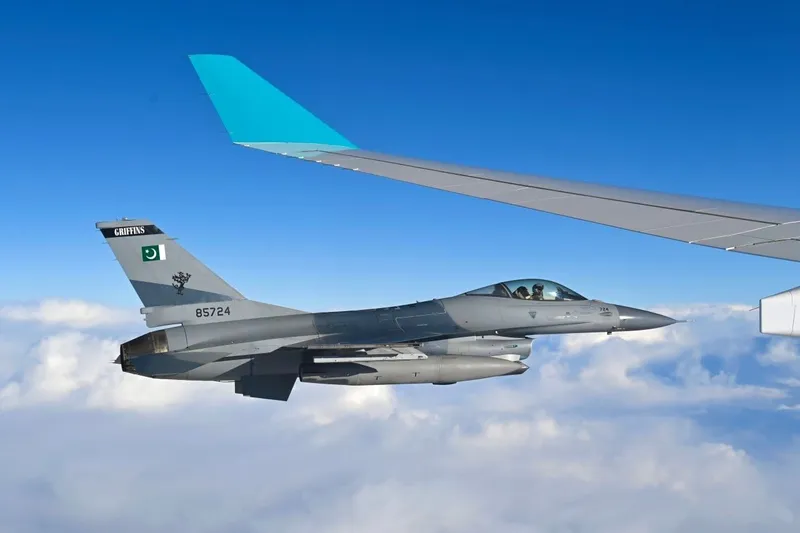 Тоқаев Пәкістанға мемлекеттік сапармен барды