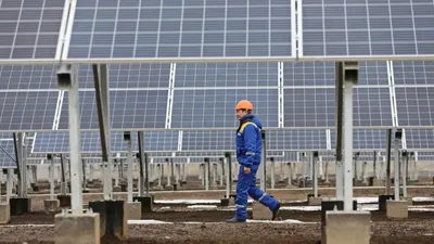 Депутат бюджет ғимараттарына күн панельдерін орнатуды ұсынды, сурет - Zakon.kz жаңалық 04.02.2026 15:06