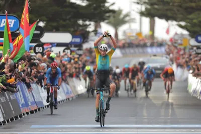 Қазақстан құрамасы тас жолдағы велоспорттан Азия чемпионатында күміс медальға ие болды, сурет - Zakon.kz жаңалық 07.02.2026 19:29