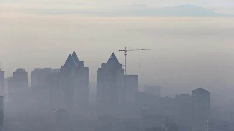 Жексенбіде Астана мен Атырауда ауа сапасы нашарлайды