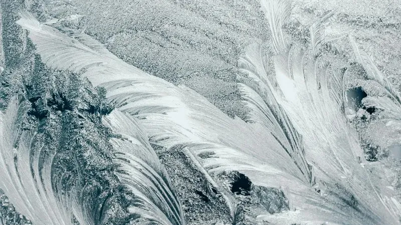 "Сары шұнақ аяз басталады". Астана, Алматы және еліміздің 17 өңірінде дауылды ескерту жарияланды