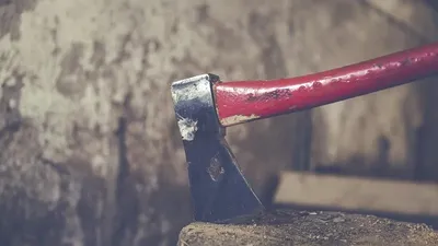 Атырауда мектепте балтамен ойран салған бала сабағына оралды, сурет - Zakon.kz жаңалық 10.02.2026 10:20