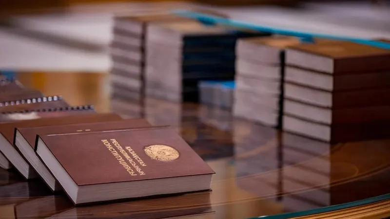 Конституция жобасында адам құқықтары мен бостандықтарына қатысты нормалар күшейтілді