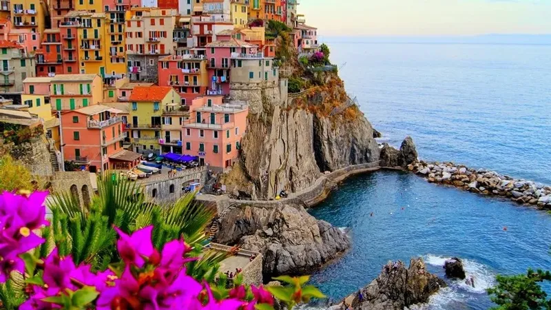 Booking платформасы әлемдегі ең қонақжай қалалардың тізімін жасады