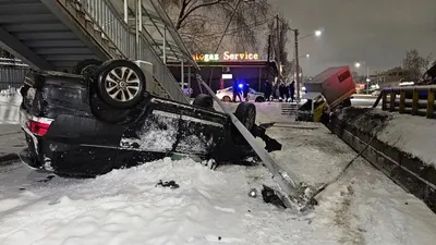 Алматыда түн ортасында жол апаты болып, бір бала зардап шекті , сурет - Zakon.kz жаңалық 13.02.2026 09:15