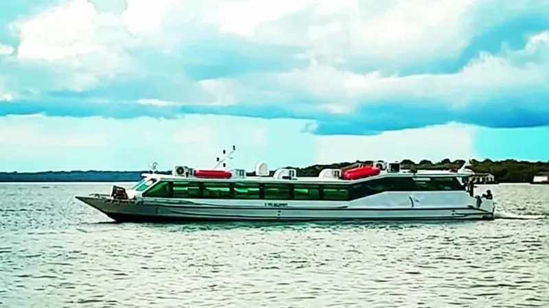 Бразилияда туристер толы кеме суға кетті: із-түзсіз жоғалғандар мен қаза тапқандар бар