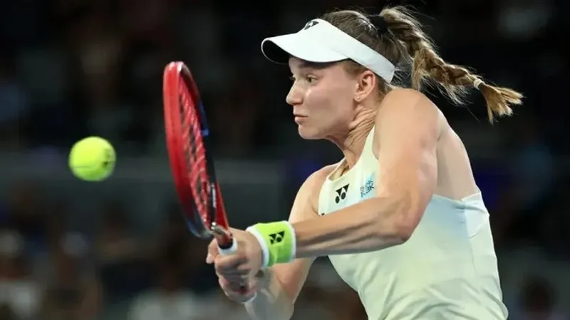 "Рыбакина сияқты ойнағым келеді": ресейлік теннисші отандасымыз жайлы пікір білдірді