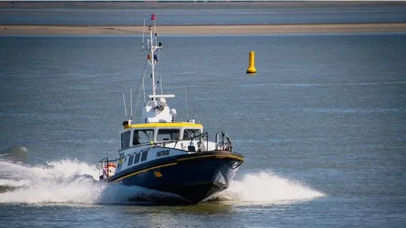 Қытайдағы демалыс аймағында қайық апатқа ұшырап, бірнеше турист қаза болды