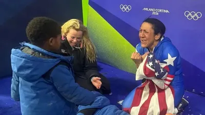 Олимпиаданың ең әсерлі сәті: спортшы жеңіске жеткенін құлағында мүкісі бар ұлына ыммен түсіндірді, сурет - Zakon.kz жаңалық 18.02.2026 10:28