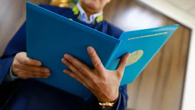 Павлодарда әпкесінің зергерлік салонынан әшекей ұрлаған сіңлісі сотталды, сурет - Zakon.kz жаңалық 19.02.2026 19:38