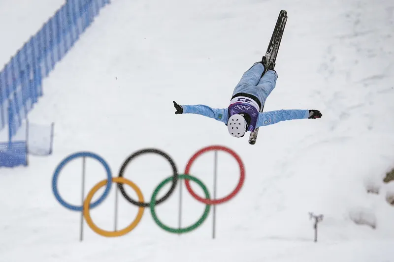 Фристайл-акробатика: қазақстандық спортшылар Олимпиаданың финалына өте алмады