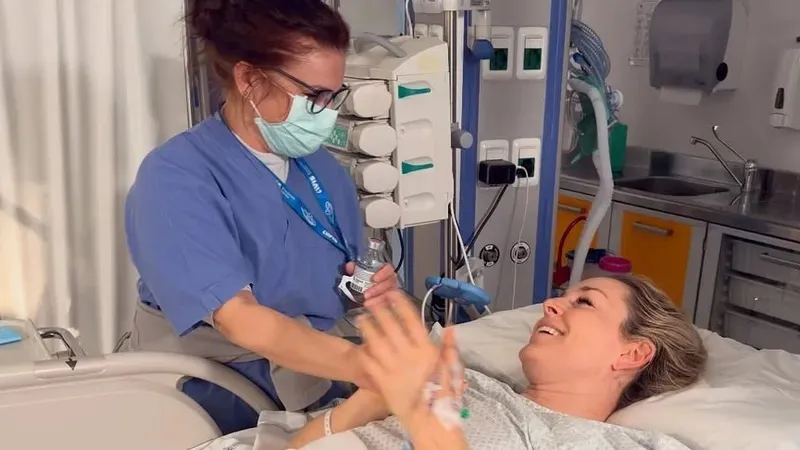 Италияда жарақат алған тау шаңғышысы еліне оралды