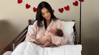 Айжан Байзакова ұлдарының жаңа туған қарындастарын қалай қарсы алғанын көрсетті, сурет - Zakon.kz жаңалық 24.02.2026 14:04