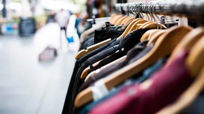 Елде бір адам жылына орташа есеппен 26 киім сатып алады, сурет - Zakon.kz жаңалық 24.02.2026 09:13