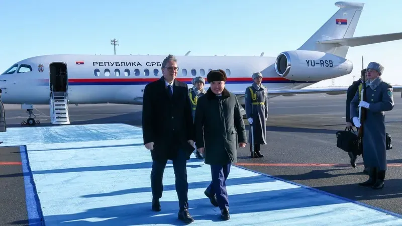 Александр Вучич ресми сапармен Астанаға келді