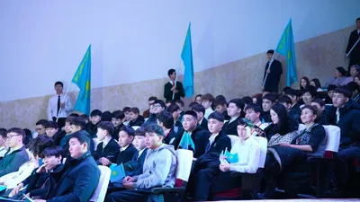 Бүгін Сәтбаев қаласында "Ұлытау жастары Жаңа Конституцияны қолдайды" тақырыбында өңірлік жастар форумы өтті. Ауқымды шара Ш. Ділдебаев атындағы кеншілер сарайында ұйымдастырылды., сурет - Zakon.kz жаңалық 02.03.2026 16:35