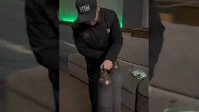 Шымкентте "күлдіретін газ" сатумен айналысқан 10 мекеме иесі жауапқа тартылып, 400-ден астам баллон азот тотығы тәркіленді,, сурет - Zakon.kz жаңалық 03.03.2026 15:05