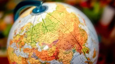 Глобус, Түркия, Иран, баллистикалық зымыран, атып түсіру, сурет - Zakon.kz жаңалық 04.03.2026 19:12