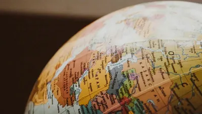 Қазақстанның Премьер-Министрінің орынбасары – Қазақстан Республикасының Ұлттық экономика министрі Серік Жұманғарин Бейбітшілік кеңесі бастамасы аясында елдің ықтимал үлесі туралы түсіндірді, деп хабарлайды Zakon.kz тілшісі., сурет - Zakon.kz жаңалық 04.03.2026 12:43