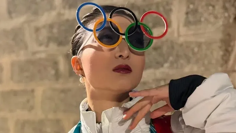 Каори Сакамото Әлем чемпионатында өнер көрсетуге дайын