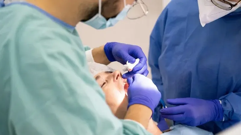 Қазақстанда зейнетақы жинақтарын тіс емдеуге пайдалану мүмкіндігі қарастырылып жатыр