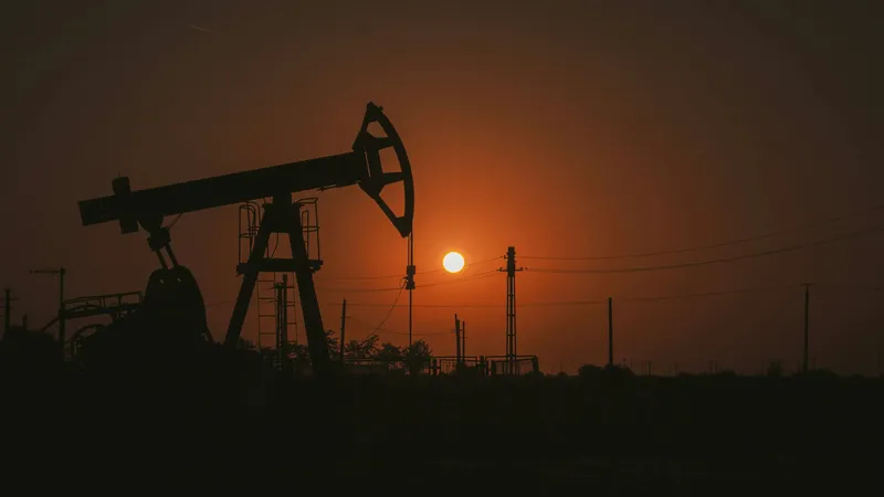 Таяу Шығыстағы қақтығыс: энергетика министрі мұнай экспорты туралы түсінік берді