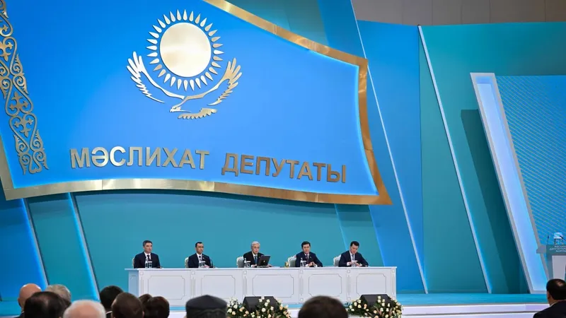 Қасым-Жомарт Тоқаев мәслихат депутаттарының ІІІ республикалық форумында сөз сөйледі