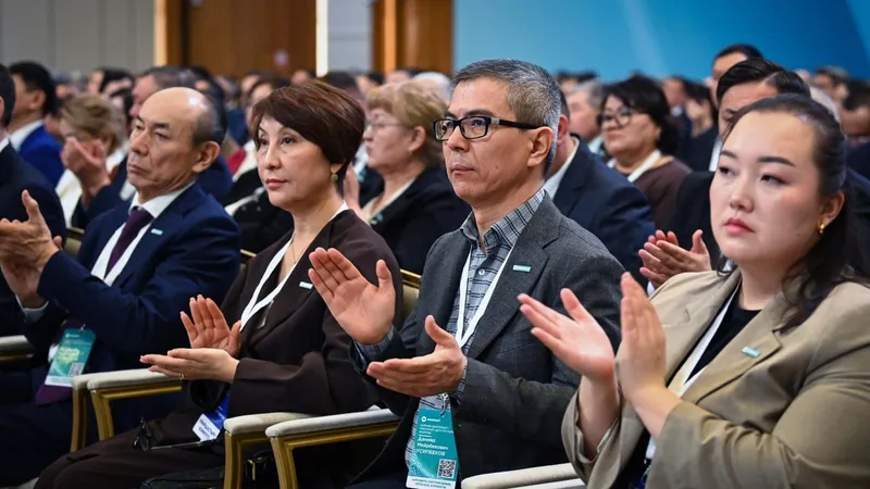 Азаматтарымызды қиын жағдайда қалдырмаймыз - Мемлекет басшысы Таяу Шығыстағы жағдайға қатысты пікір білдірді