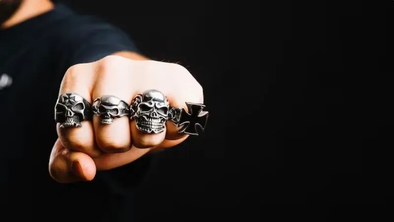 Жамбыл облысында оқушы қыздардың төбелесіне қатысты полиция мәлімдеме жасады